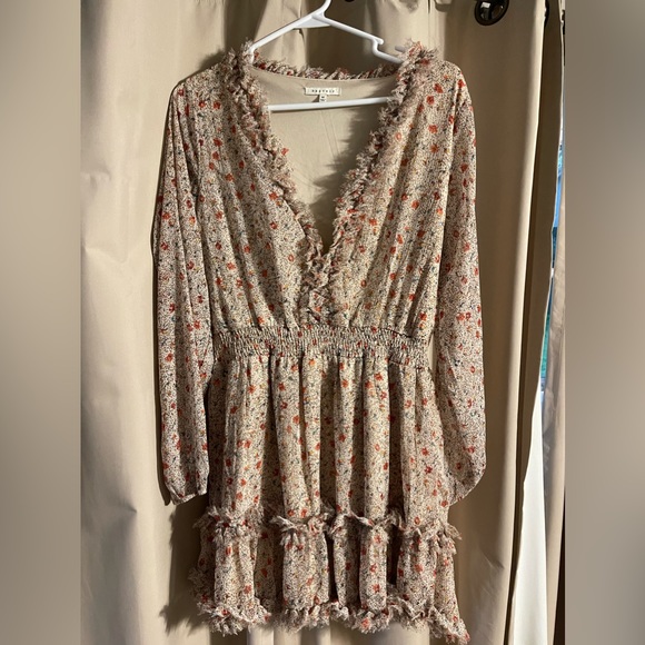 BaeVely Chic Cream Long Sleeves Short Dress - Picture 2 of 4